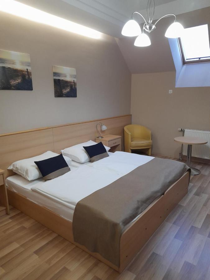 Doppelzimmer mit eigenem Bad