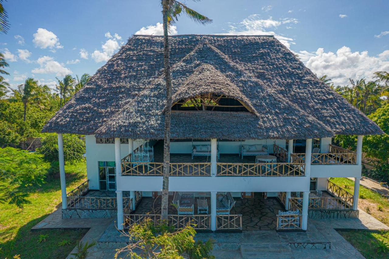 Koy Villa - Bed and Breakfast