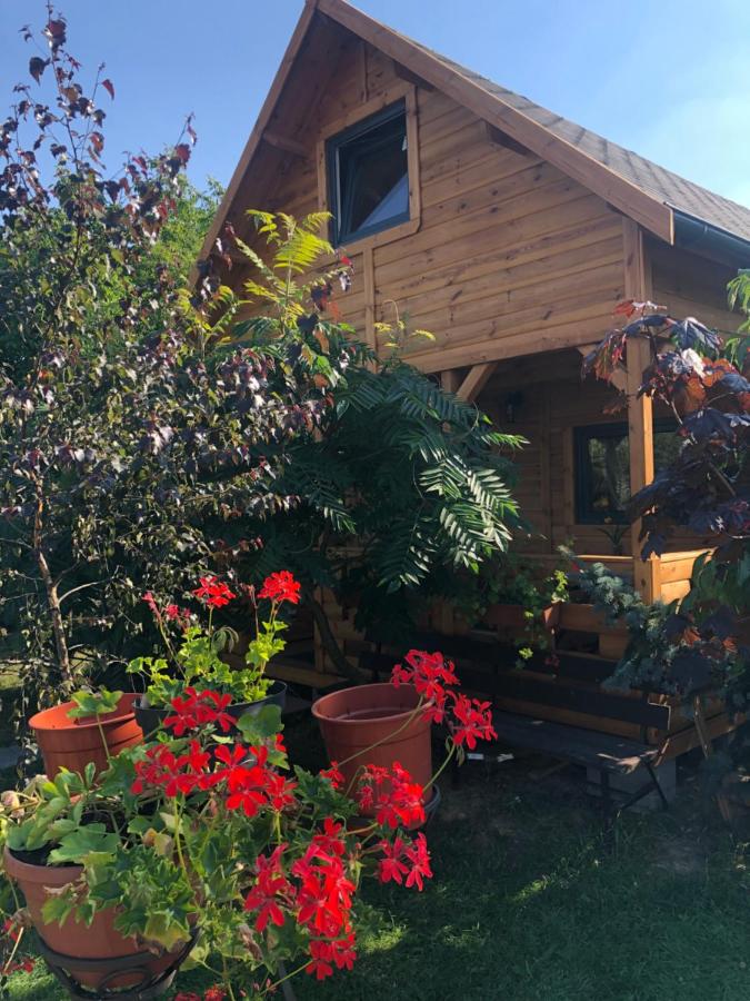 Domek pod Sumakiem - B&B Pszczółki