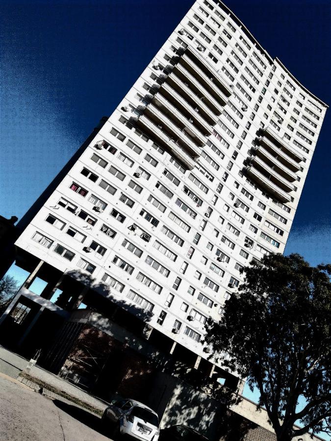 Apartamento en piso 22 , con increíble vista! Ramón Bautista Mestre 1850, ANTIGUA CERVECERÍA CÓRDOBA - Ferienwohnung Córdoba