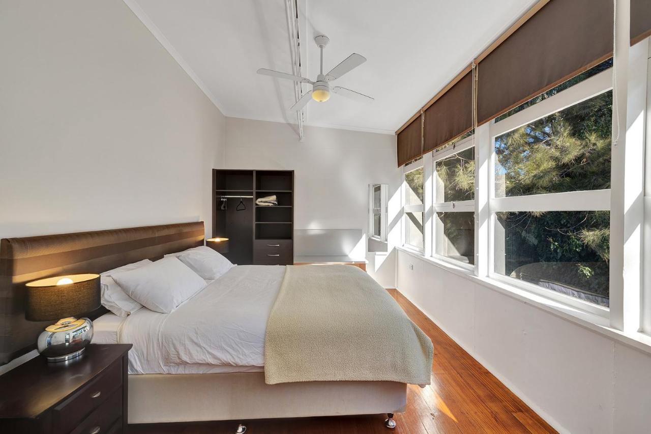 Deluxe Cabin (Disabled Access & Pet Friendly)