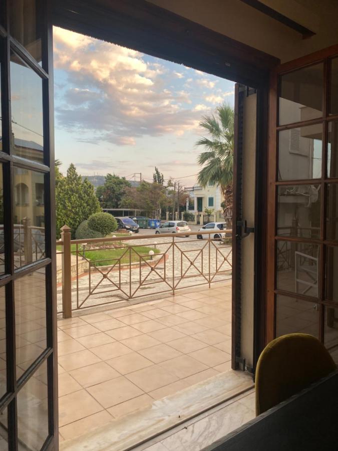Kalloni Luxury Apartment - Ferienwohnung