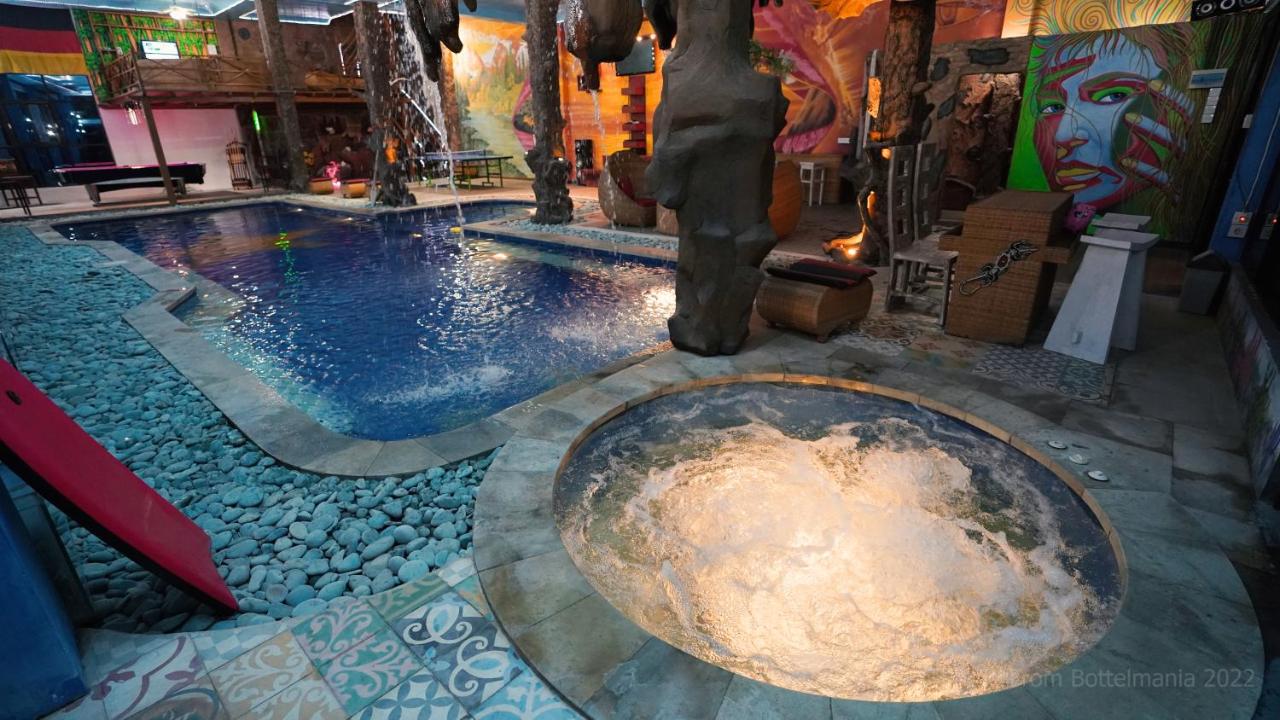 Bottelmania - B&B Lovina