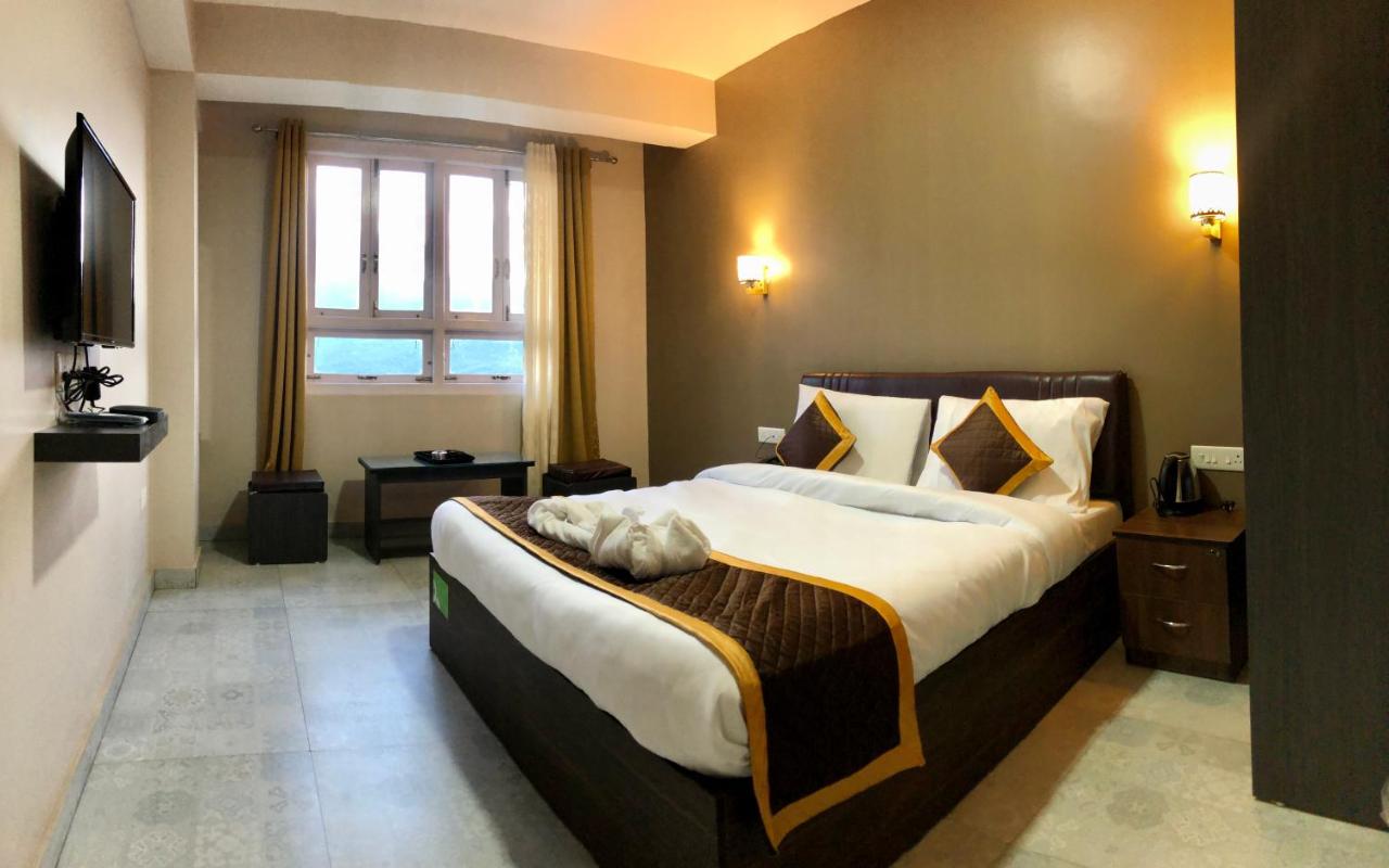 B&B Gangtok - ALL SEASONS HOTEL - Bed and Breakfast Gangtok