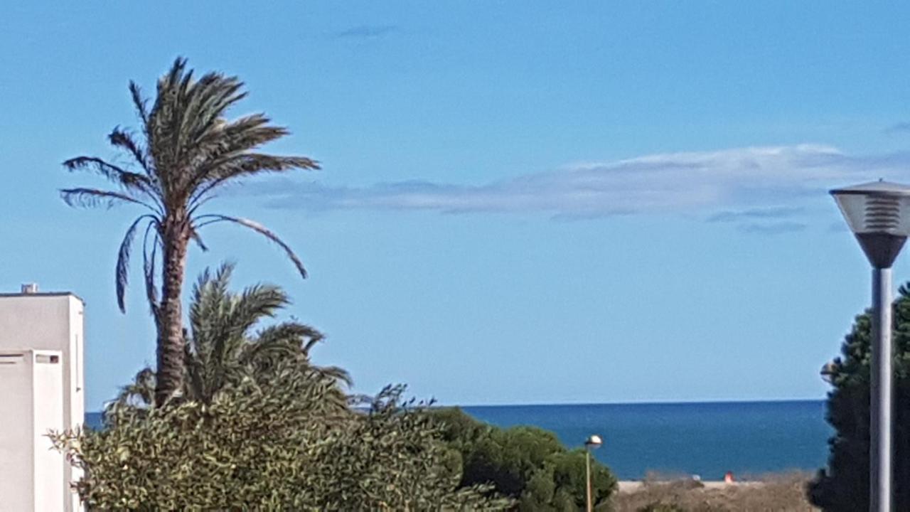 Villa 6 personnes dans résidence calme, grande terrasse, 5 mn de la plage - Bed and Breakfast Fleury