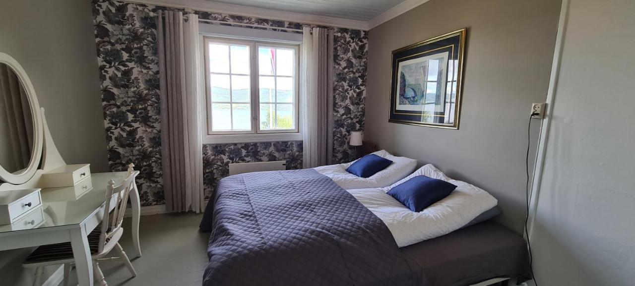 Double Room with Lake View