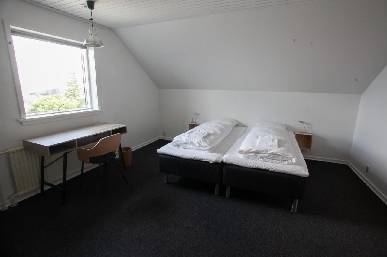 Standard Double Room with Shared Bathroom