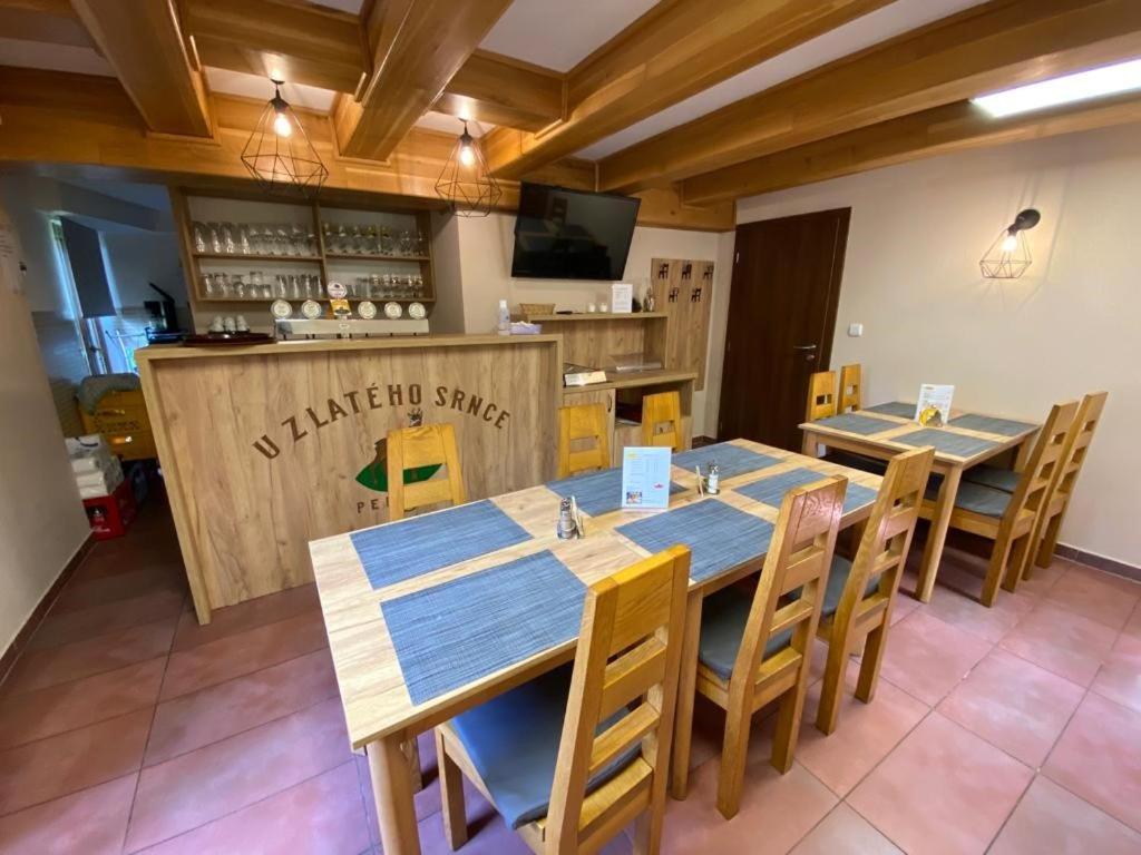 Penzion U Zlatého srnce - Ferienwohnung Srni