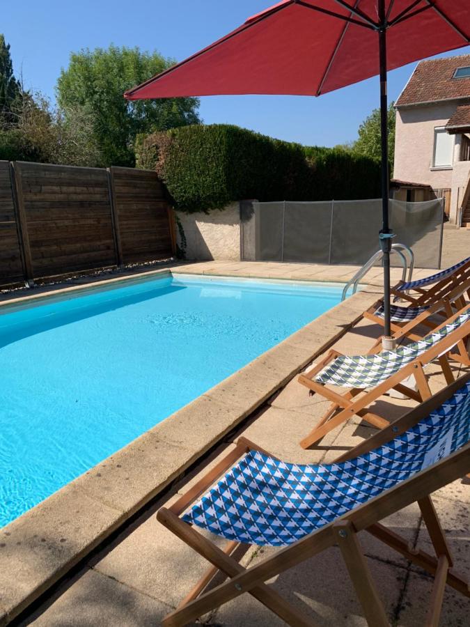 B&B Bellerive-sur-Allier - IRON MAN offer a villa located right on the river - Bed and Breakfast Bellerive-sur-Allier