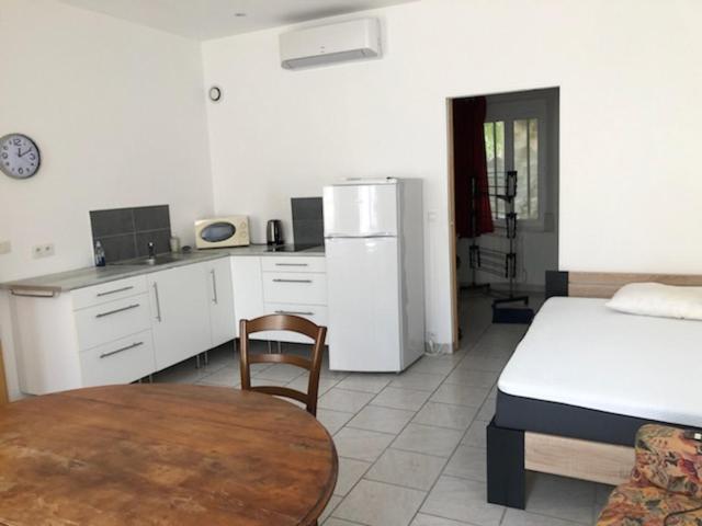 studio Talairan - Chambres d’hôtes