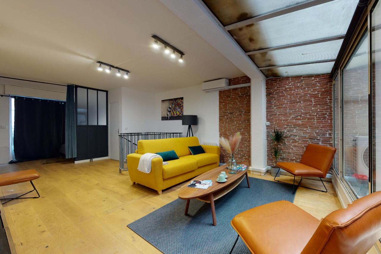 B&B Parijs - Superbe loft avec patio - Tour Eiffel - Bed and Breakfast Parijs