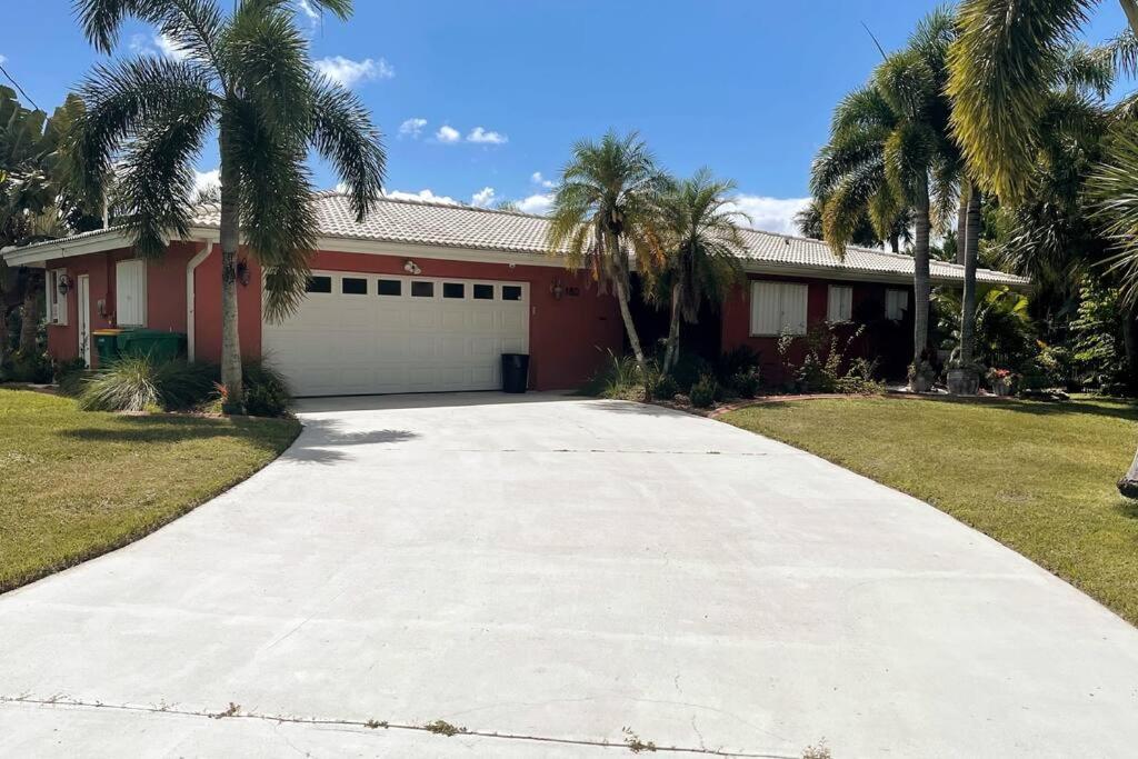 Heated Pool Paradise, Gulf Access, Pet Friendly - B&B