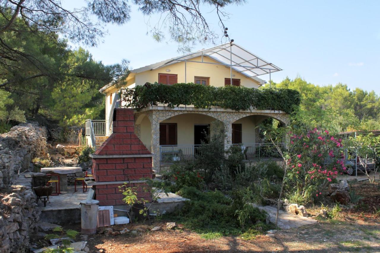 B&B Vrbanj - Apartments with a parking space Mudri Dolac, Hvar - 4043 - Bed and Breakfast Vrbanj