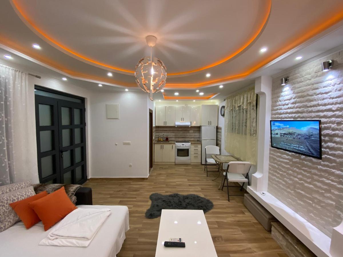 Villa Deluxe