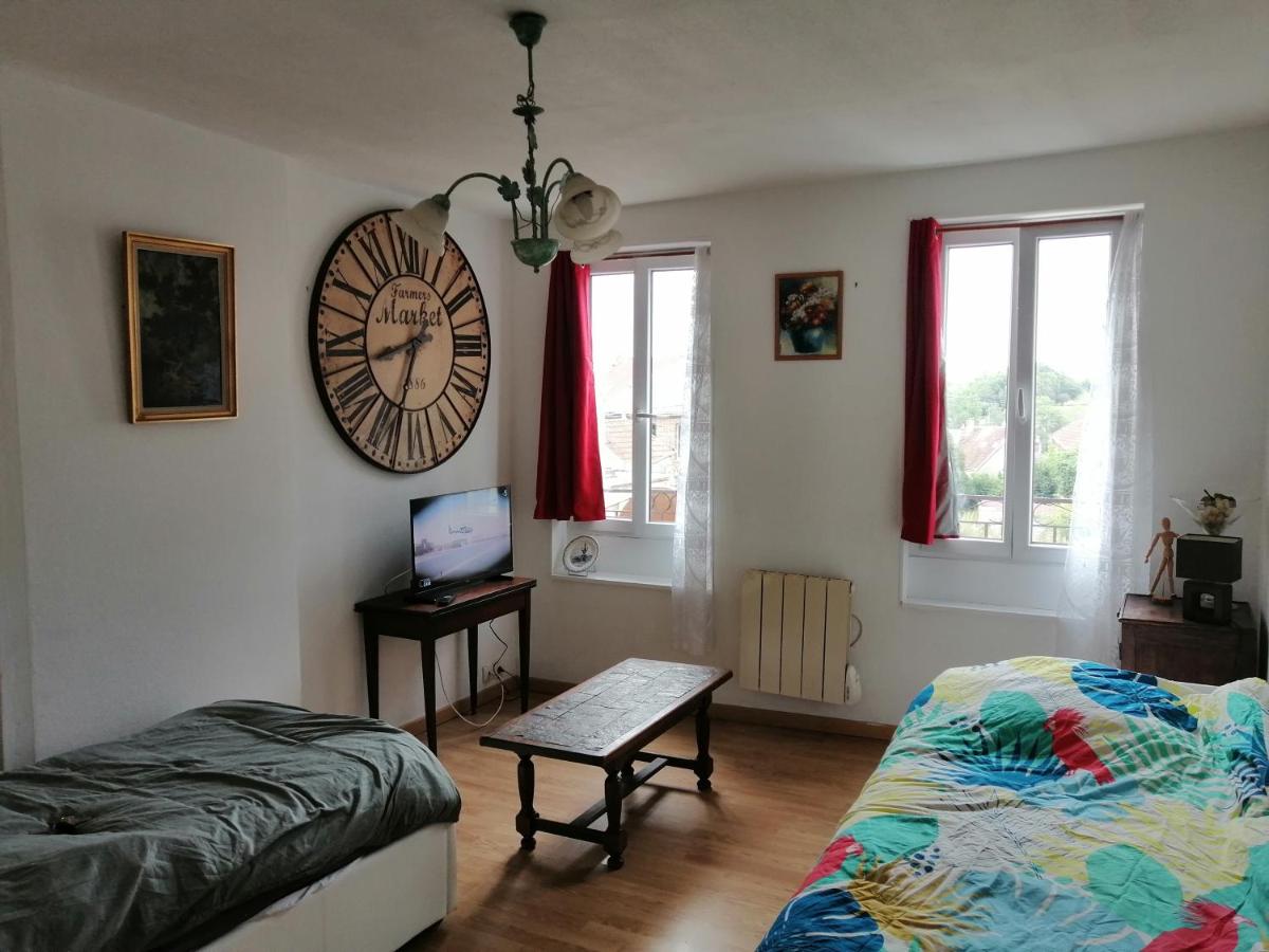 B1 Appartement en centre ville de Courtenay - B&B