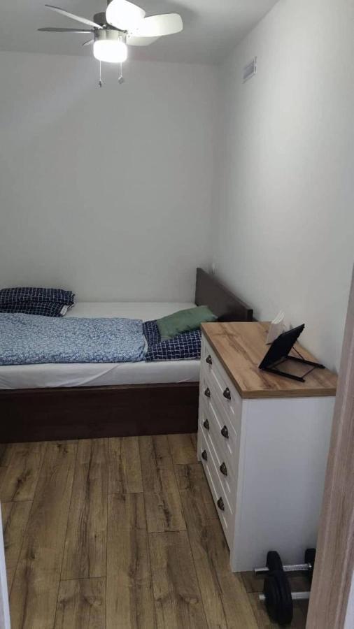 Moderný apartmán s krbom a klimatizáciou - B&B Prešov