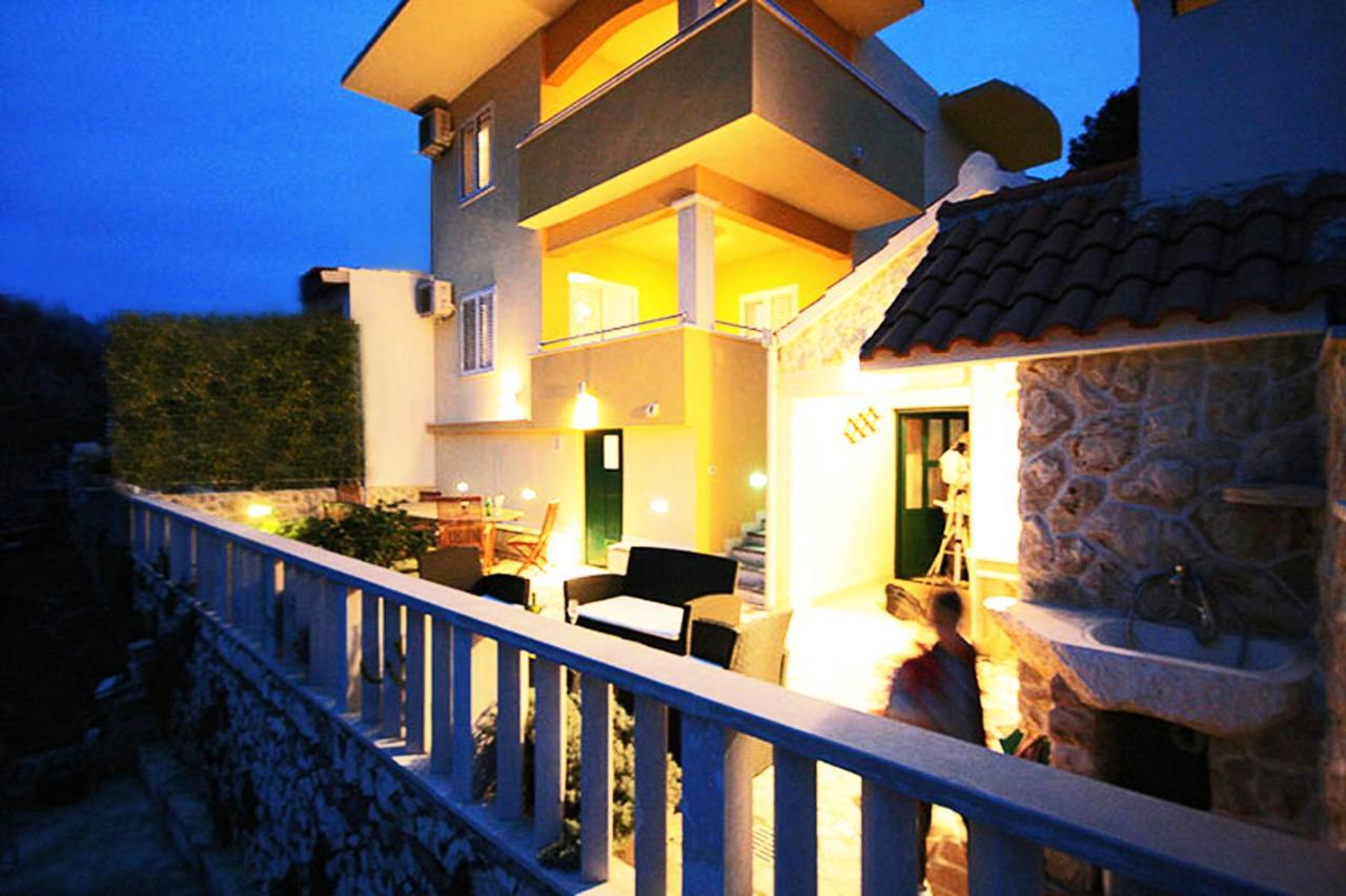Lavanda Residence with Heated Pool Trogir Split - B&B Okrug Donji