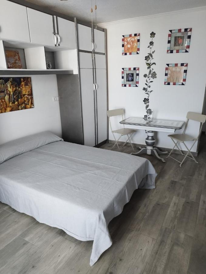 B&B La Pineda - Loft Salou Beach I - Bed and Breakfast La Pineda