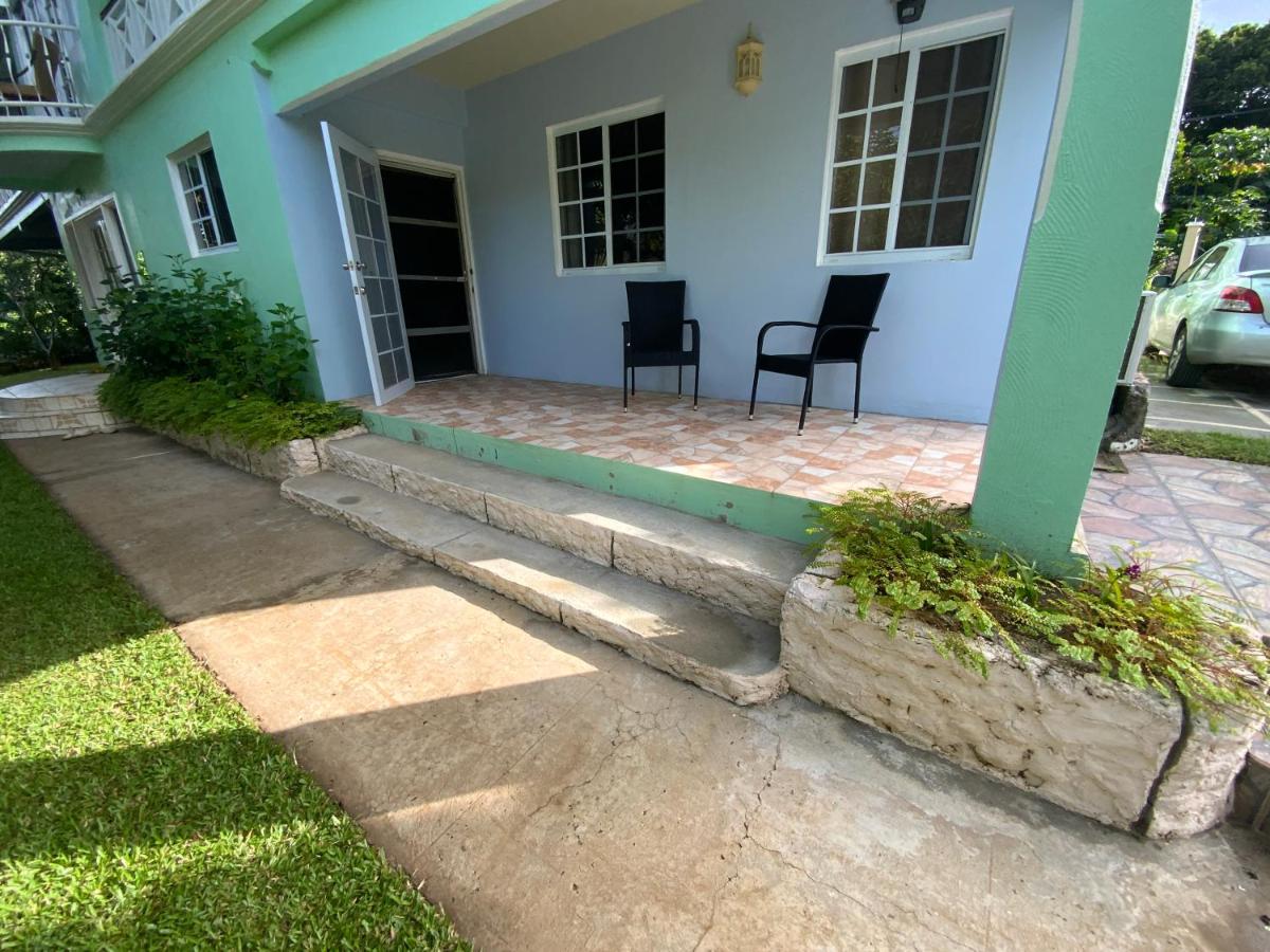 Marveys Place Apartment - Bed and Breakfast