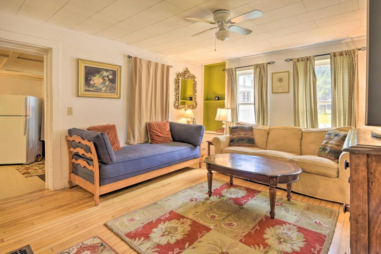 Pet-Friendly Roxbury Farmhouse on 350 Acres! - Bed and Breakfast