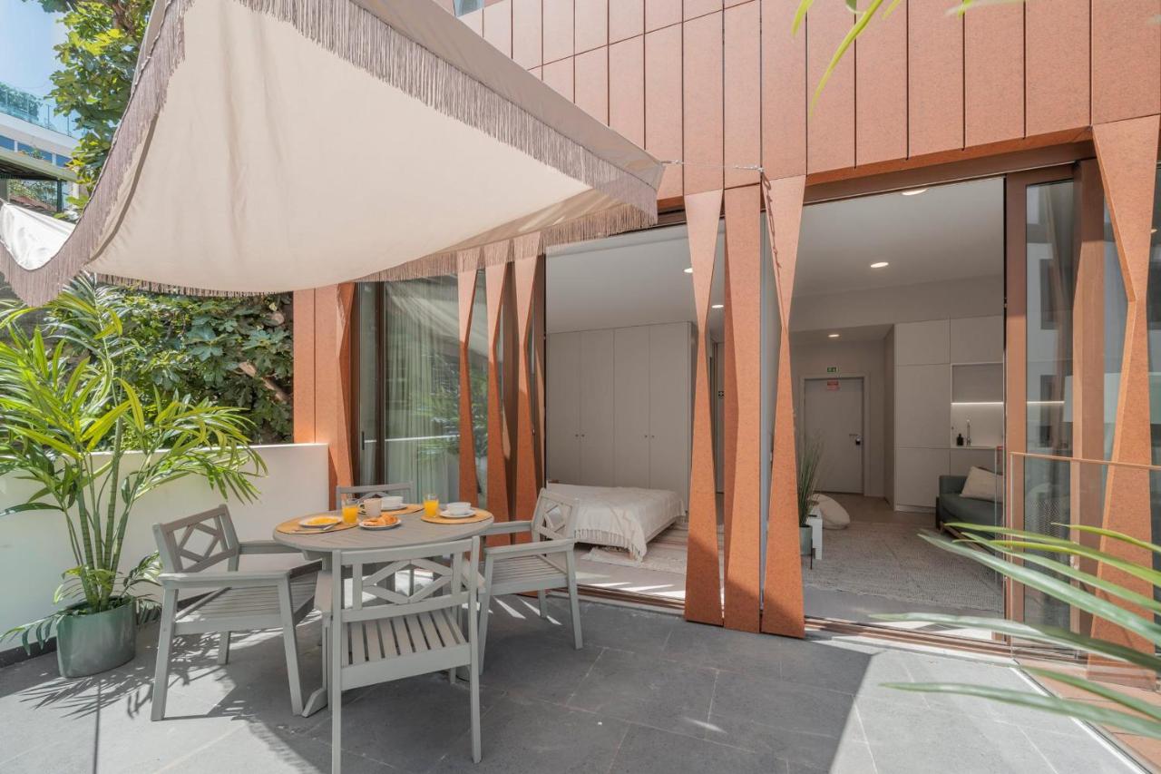 Cine Park Residences by An Island Apart - B&B Funchal