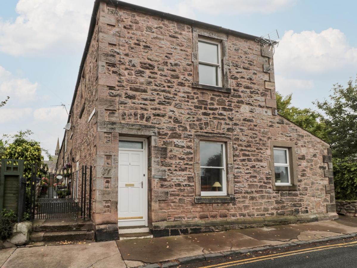 B&B Berwick-Upon-Tweed - Islestone, 1 Temperance Terrace - Bed and Breakfast Berwick-Upon-Tweed