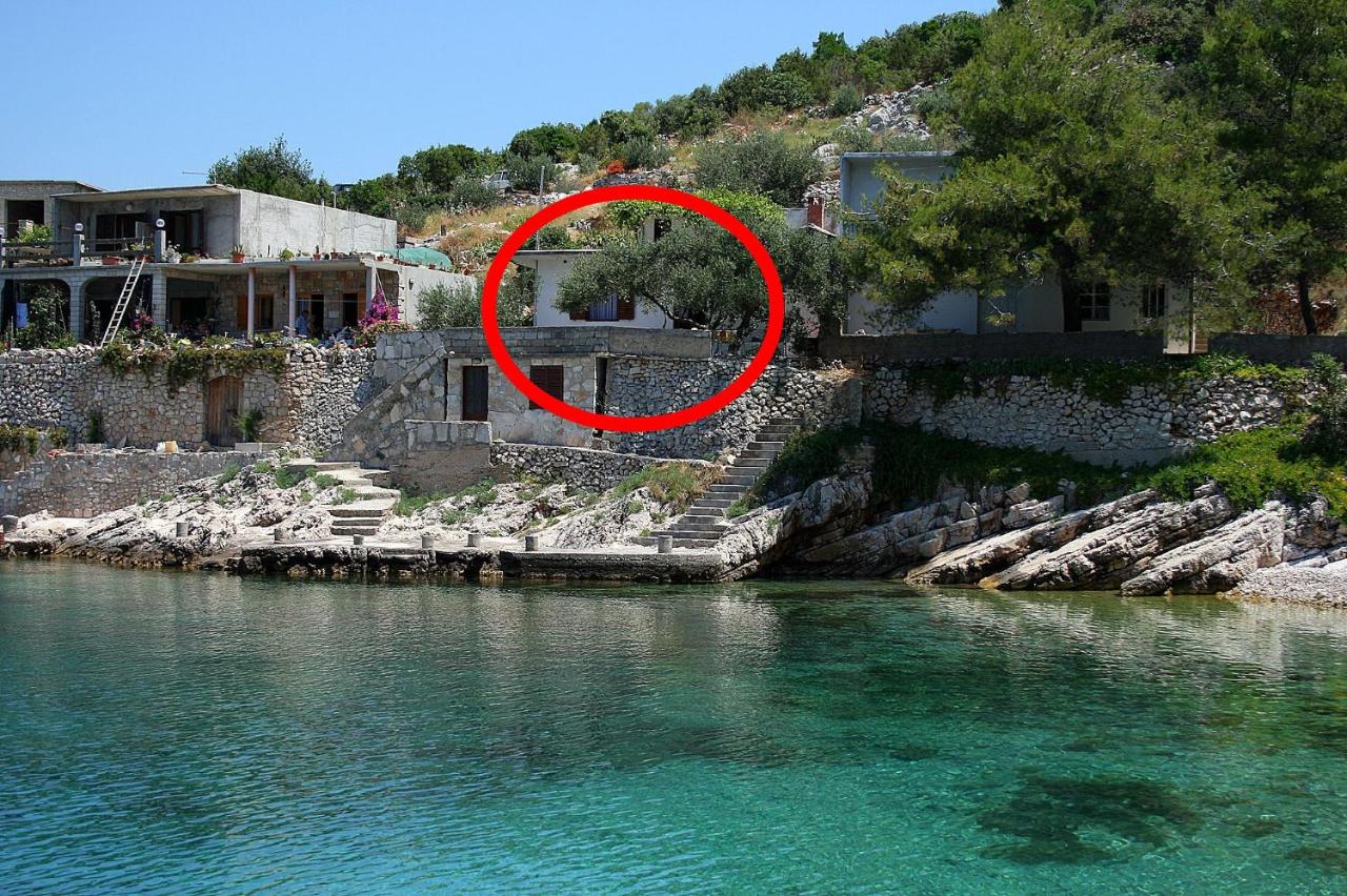 B&B Gdinj - Seaside holiday house Cove Zarace - Gdinj, Hvar - 4603 - Bed and Breakfast Gdinj