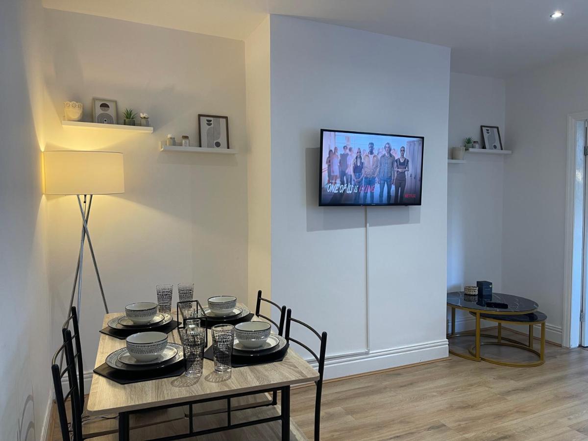Stylish and Modern 3 bed Apartment with FREE PARKING, - B&B Newcastle upon Tyne