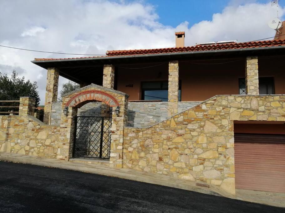Luxurious Villa with gorgeous view and BBQ - Bed and Breakfast