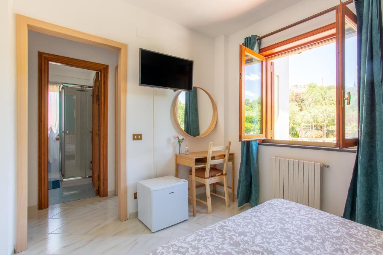 King Suite with Spa Bath