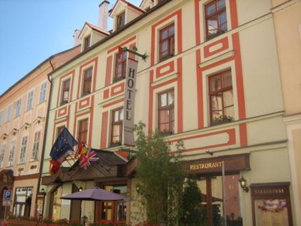 B&B Cheb - Hotel Barbarossa - Bed and Breakfast Cheb