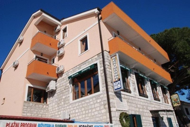 Hotel Fiammanti - Ferienwohnung Herceg Novi