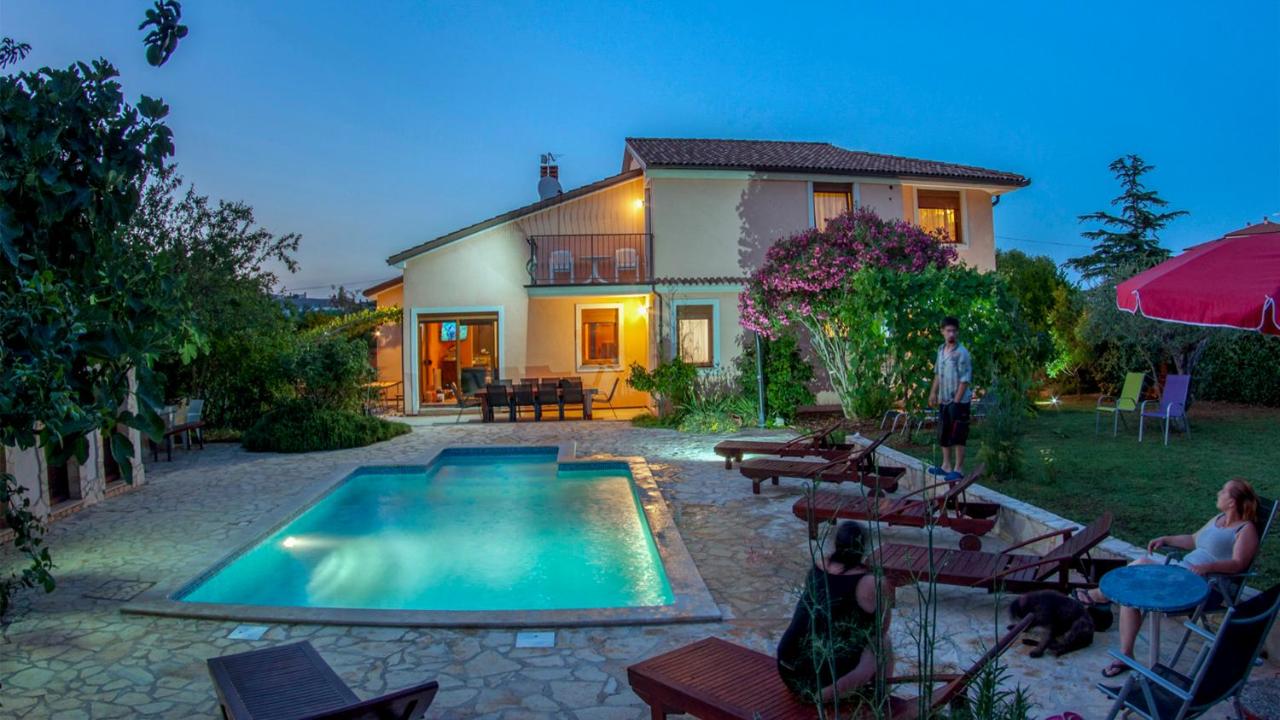 House /Villa Maja - Chambres d’hôtes Ližnjan