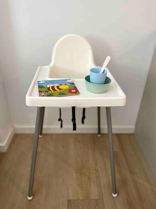 Spacious & Quiet apartment by HelloMalaga - AZAHAR - B&B Málaga