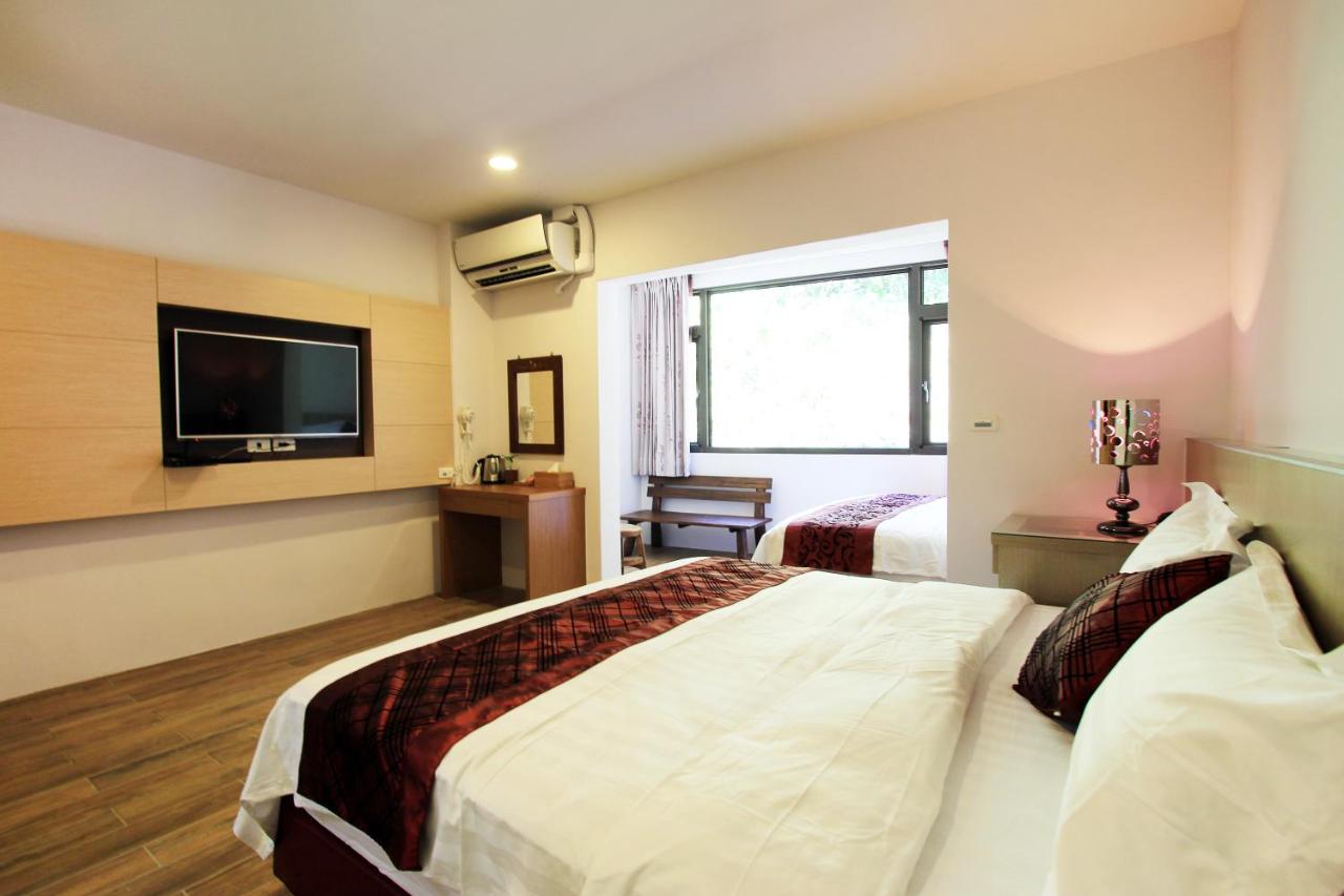 Quadruple Room with Mountain View