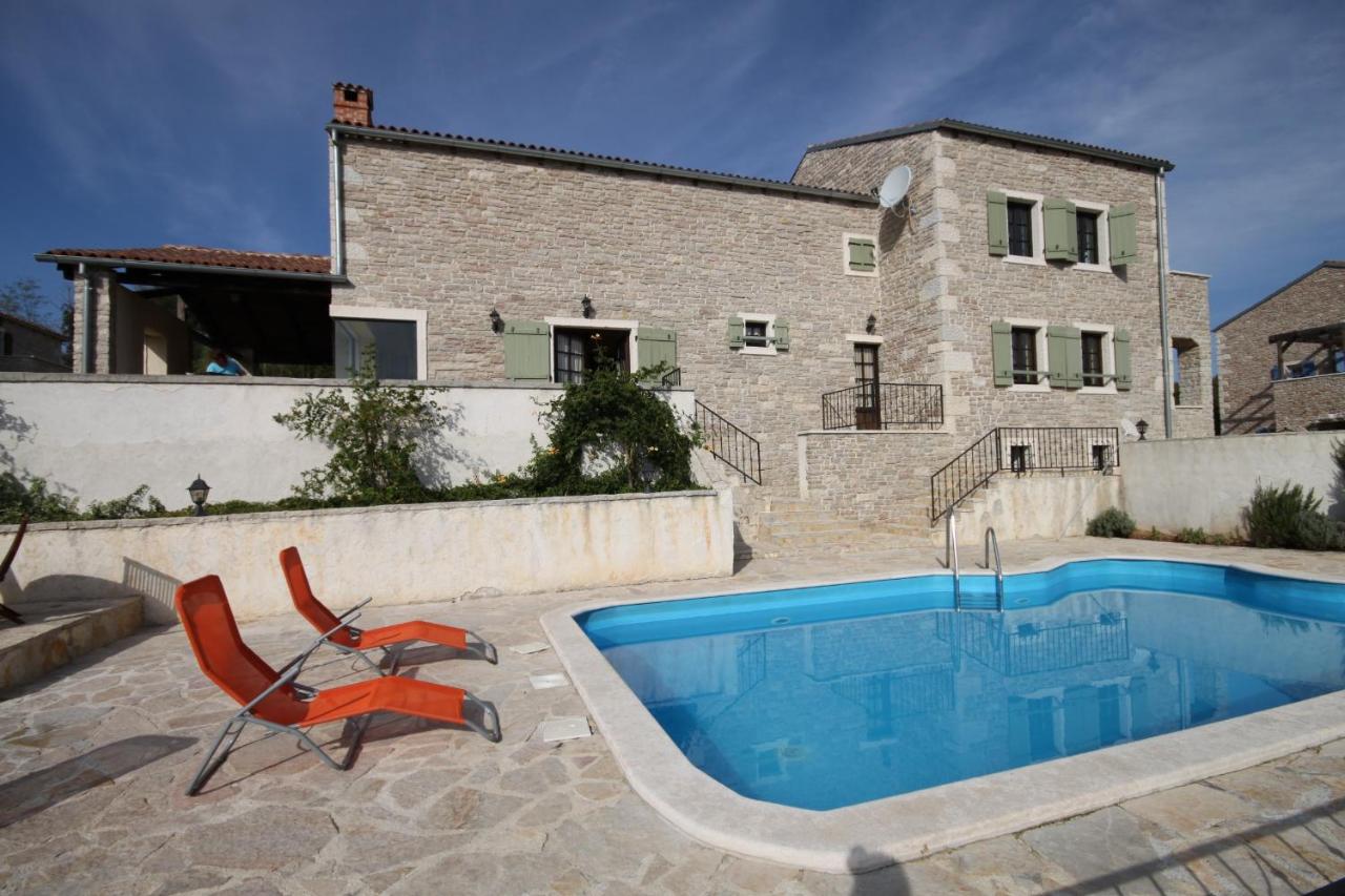 B&B Brajkovići - Luxury villa with a swimming pool Skrapi, Central Istria - Sredisnja Istra - 7525 - Bed and Breakfast Brajkovići
