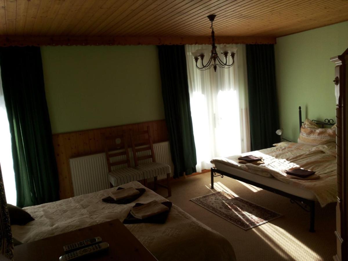Vierbettzimmer