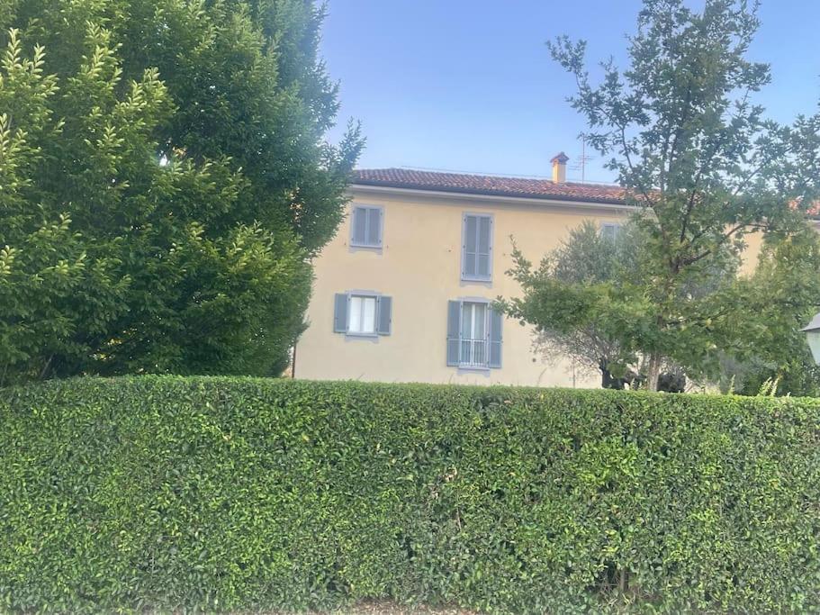Appartamento moderno in Tenuta Melloni - Chambres d’hôtes