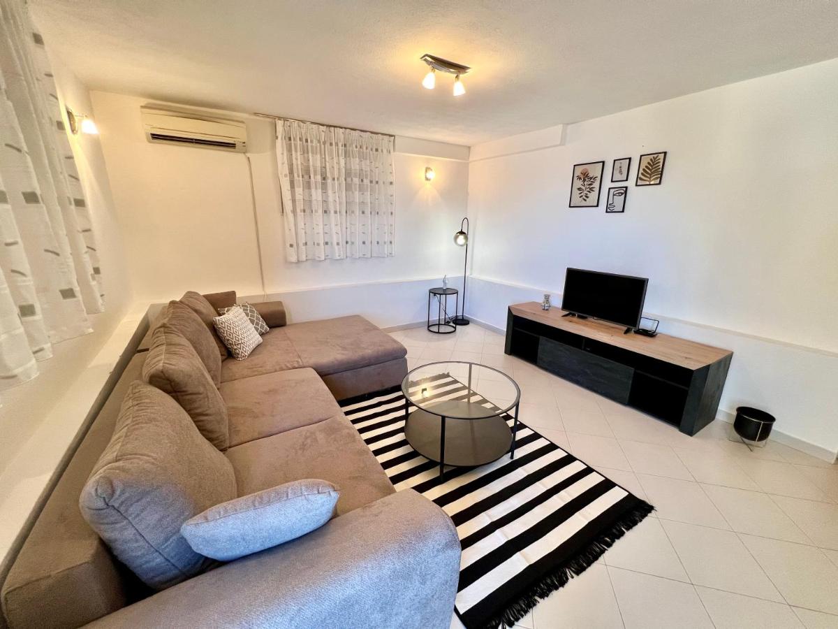 Adria - B&B Slatine