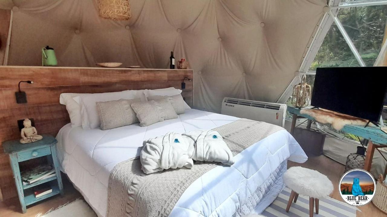 Chambre Lit King-Size - Vue sur Lac