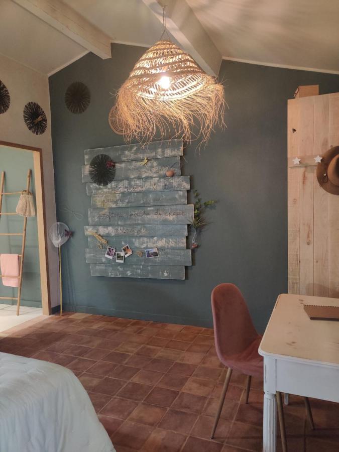 Double or Twin Room with Mountain View