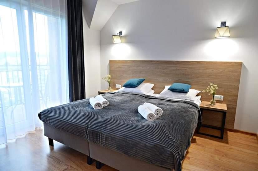 Double Room with Balcony (2 Adults + 1 Child)