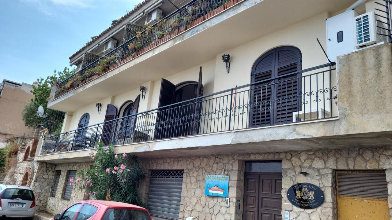I Due Grifoni Luxury Apartment & Spa - B&B Taormina