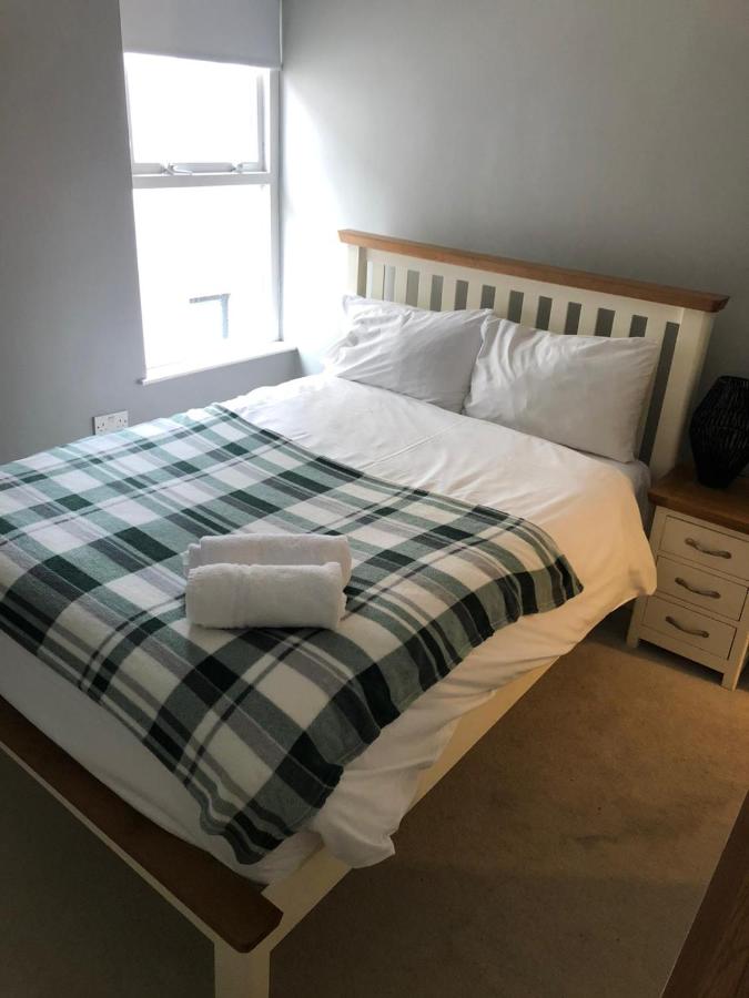 Beautiful historic 1870 home fully renovated & modernised - Bed and Breakfast Belfast