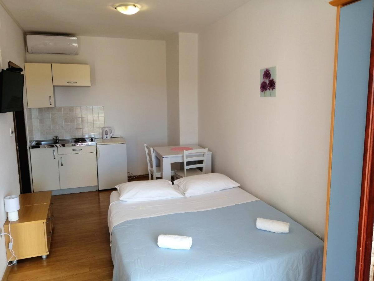 Studio-Apartment mit Meerblick