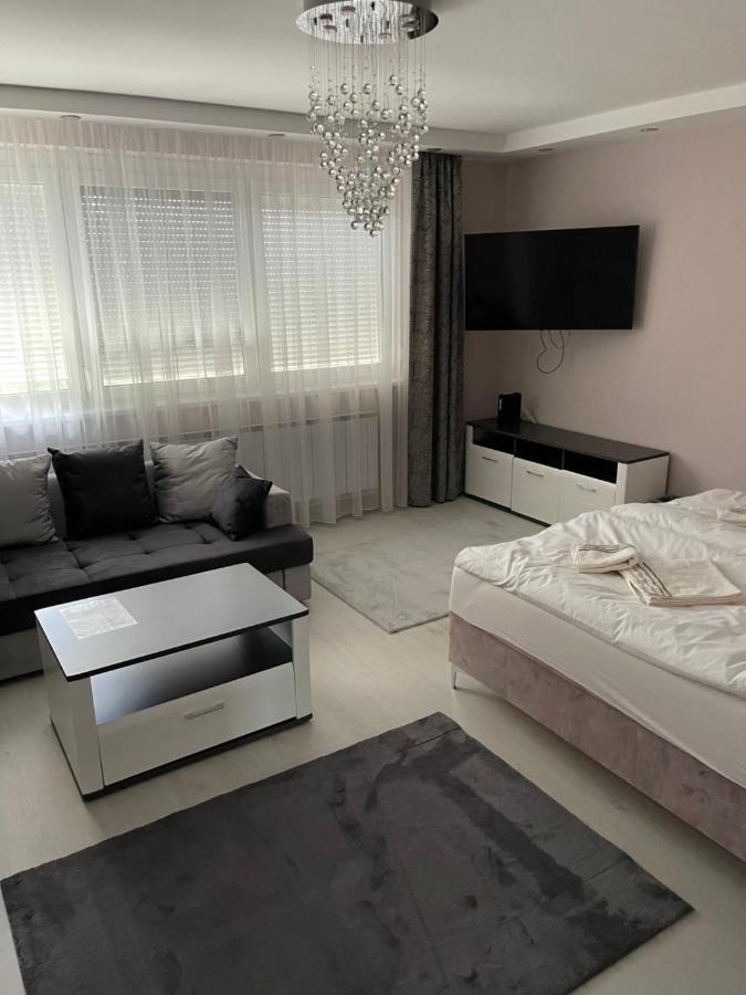 B&B Szeged - Classic Silver Apartman - Bed and Breakfast Szeged