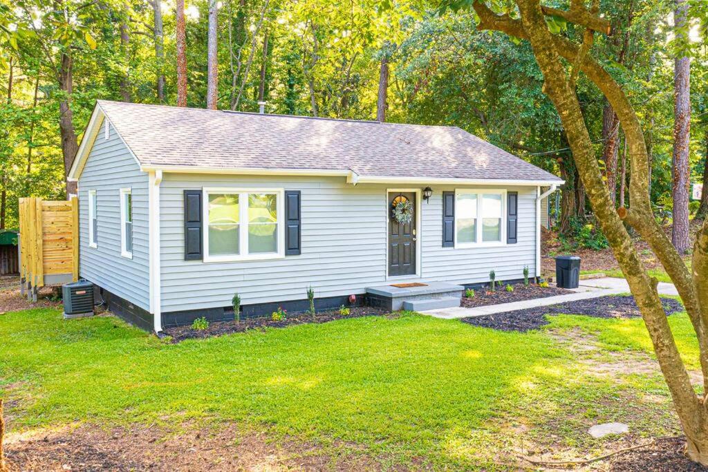 Homey Bungalow Convenient to Marietta and I-75! - Chambres d’hôtes