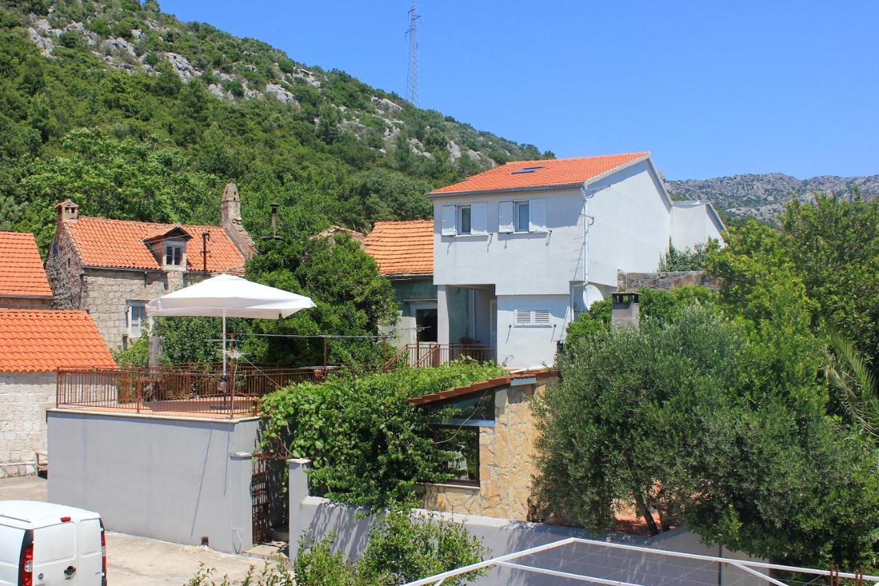 B&B Sabbioncello - Holiday house with a parking space Orebic, Peljesac - 10165 - Bed and Breakfast Sabbioncello