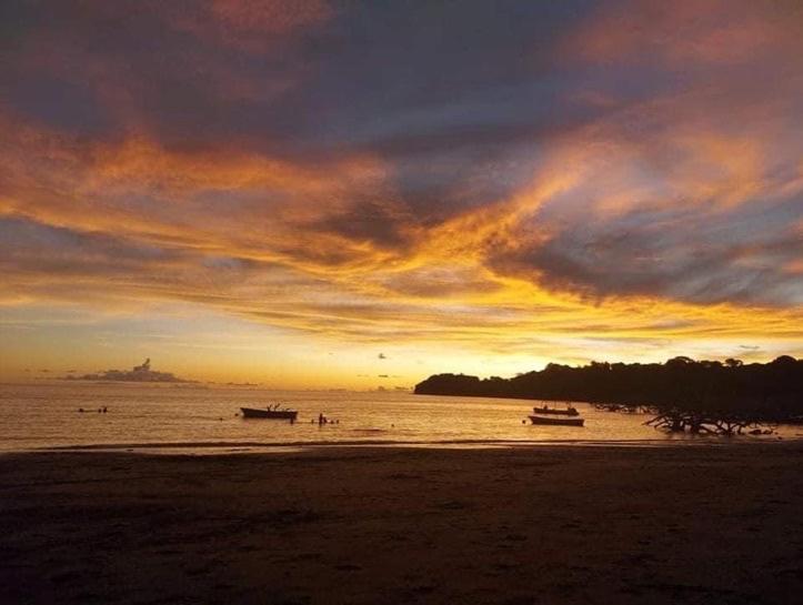 La Vue De Haut- T3 avec vue imprenable sur la mer - B&B Bouéni