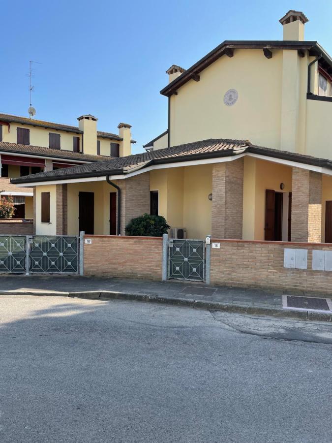 Villino a Lido degli Estensi - B&B Lido degli Estensi